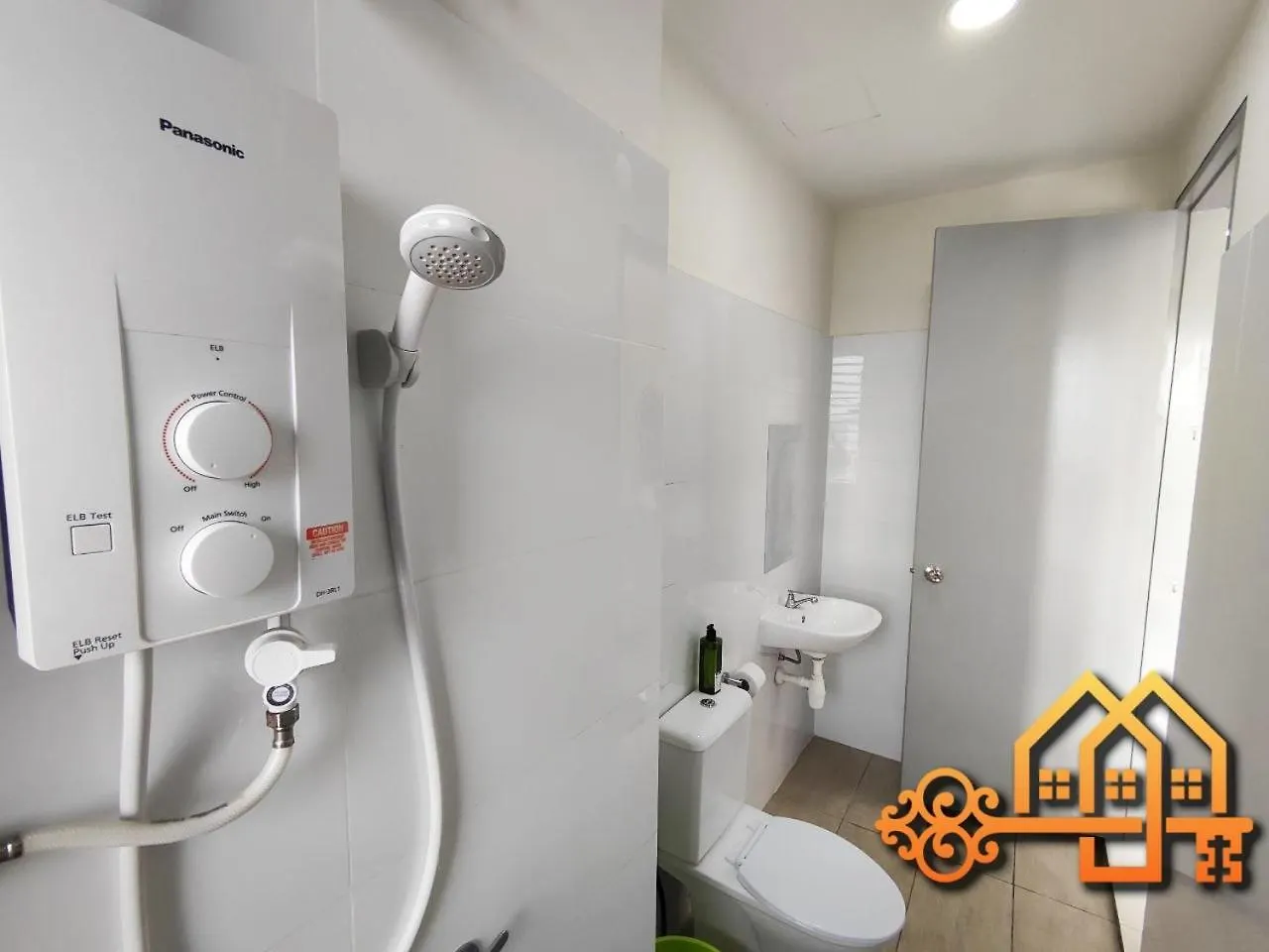 Core Soho Suite Klia Free Wifi Near Kip Mall By Golden Gates Sepang 0*,  Malaysia
